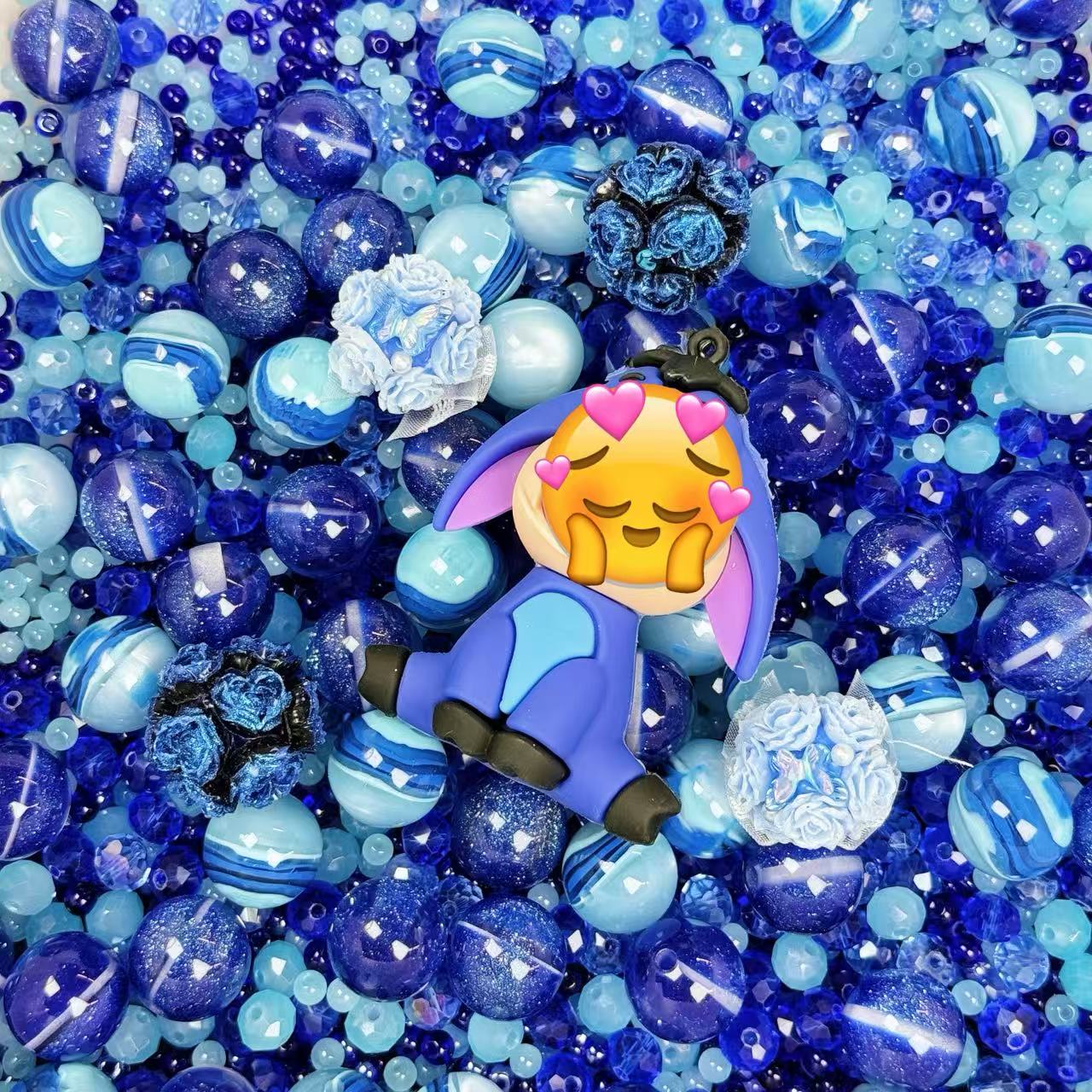 Eyr’s Cloudy Blue Hug