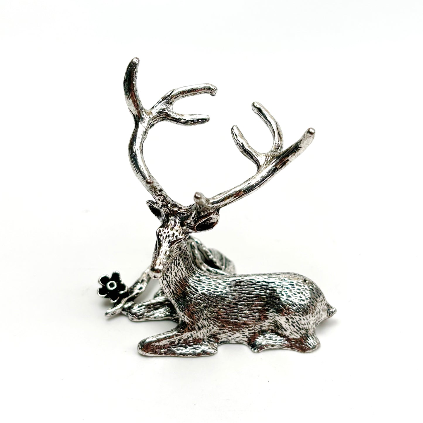 エルククリスタル球ベース 1 個あたり 3.9 ドル。