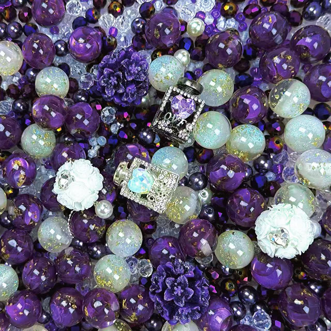 Lunar Violet Glimmer