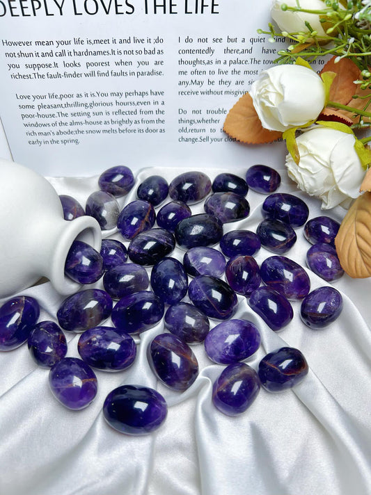 36mm Amethyst Crystal Egg ,Natural Carved and Polished Stone,Metaphysical Healing and Home Decor