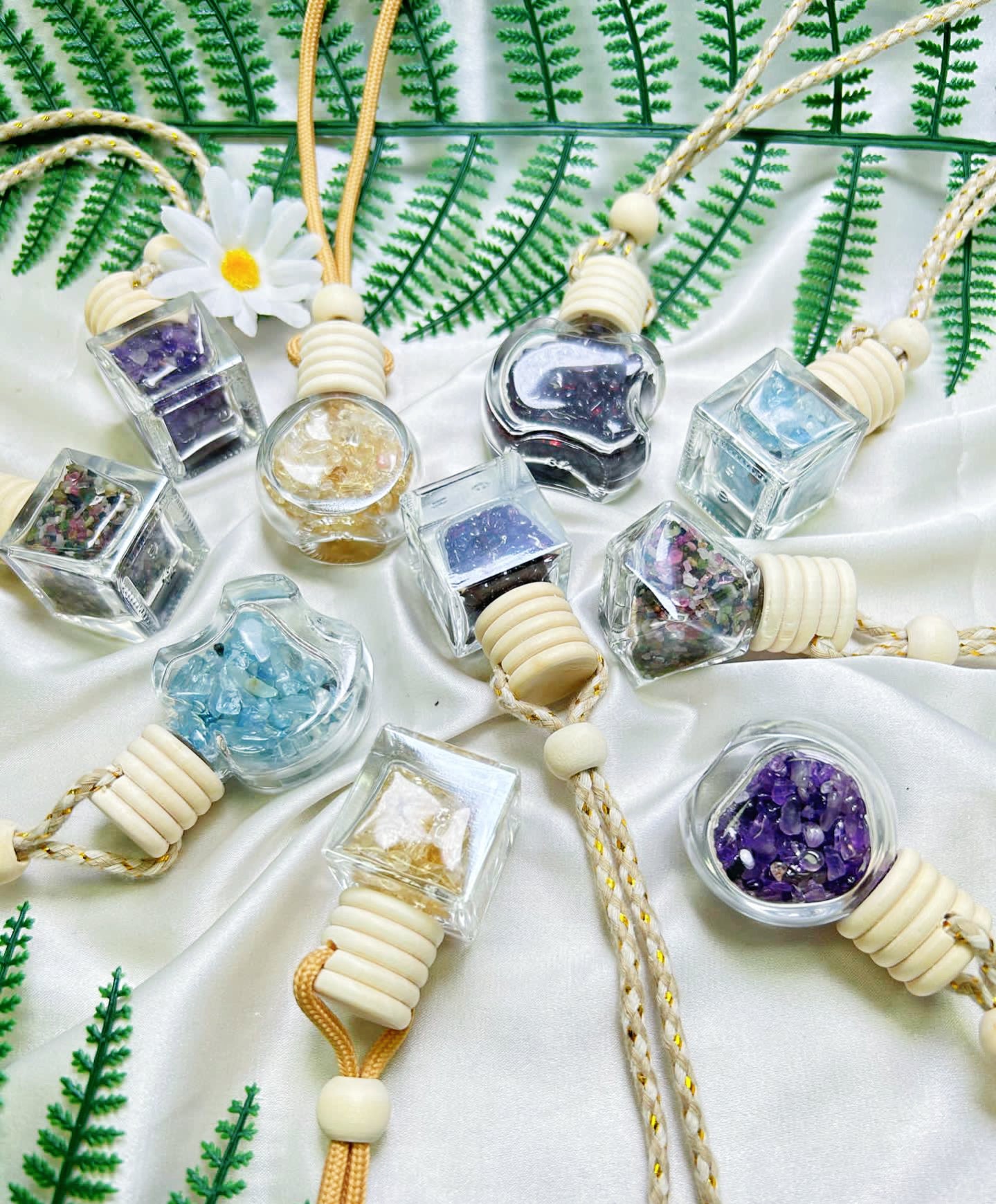 $3/pcs Glass wishing bottle leather cord pendant necklaces, with natural gemstone chip beads,christmas gifts