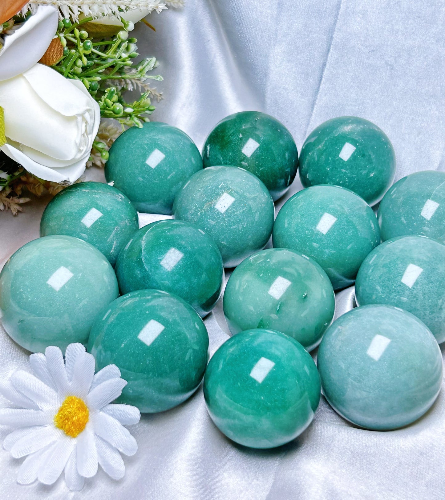 Green Aventurine Crystal Ball Green Aventurine Large Crystal Sphere Healing Crystals and Stones Crystal Decor Crystal Gifts Crystal Grids