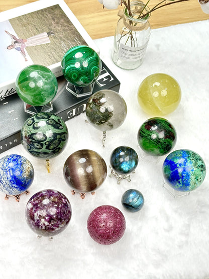 Crystal Ball Wholesale – 80% Off Retail Price,A Variety of Mixed Material Crystal Balls Available, with Diameters from 20mm to 80mm, Minimum Order 1KG