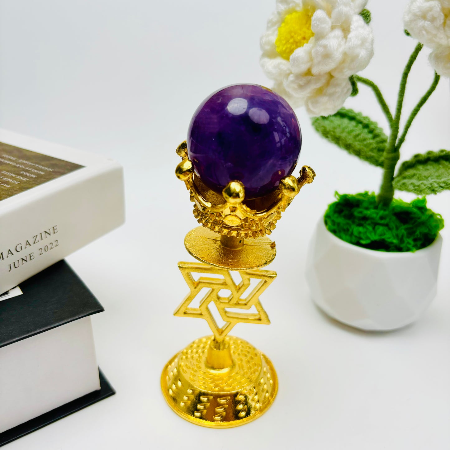 $7/1pcs Brilliant golden six-star crown crystal base, crystal sphere base.