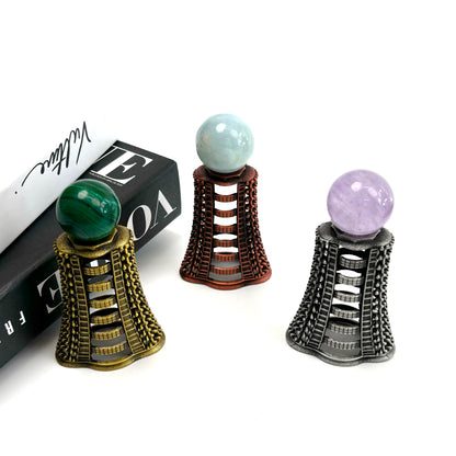 $4.7/1pcs Fighting dress crystal sphere base.