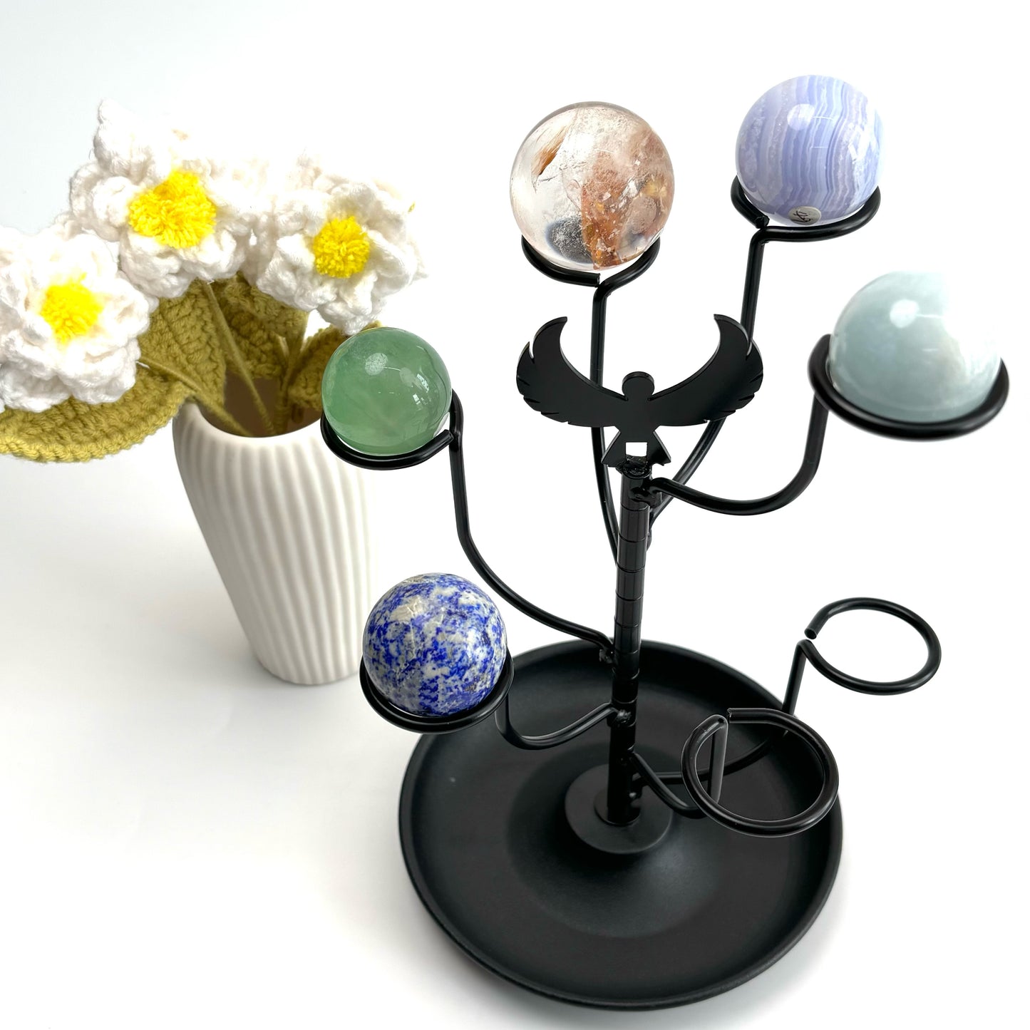 $18.7/1pcs Black seven-sphere crystal sphere base.