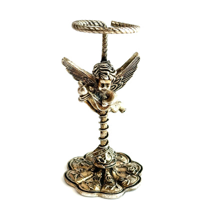 $5.6/1pcs Cupid crystal sphere base.