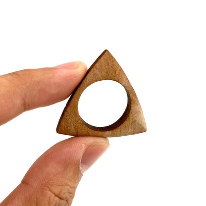 $0.4/1pcs Light brown triangular-sphere crystal sphere base .