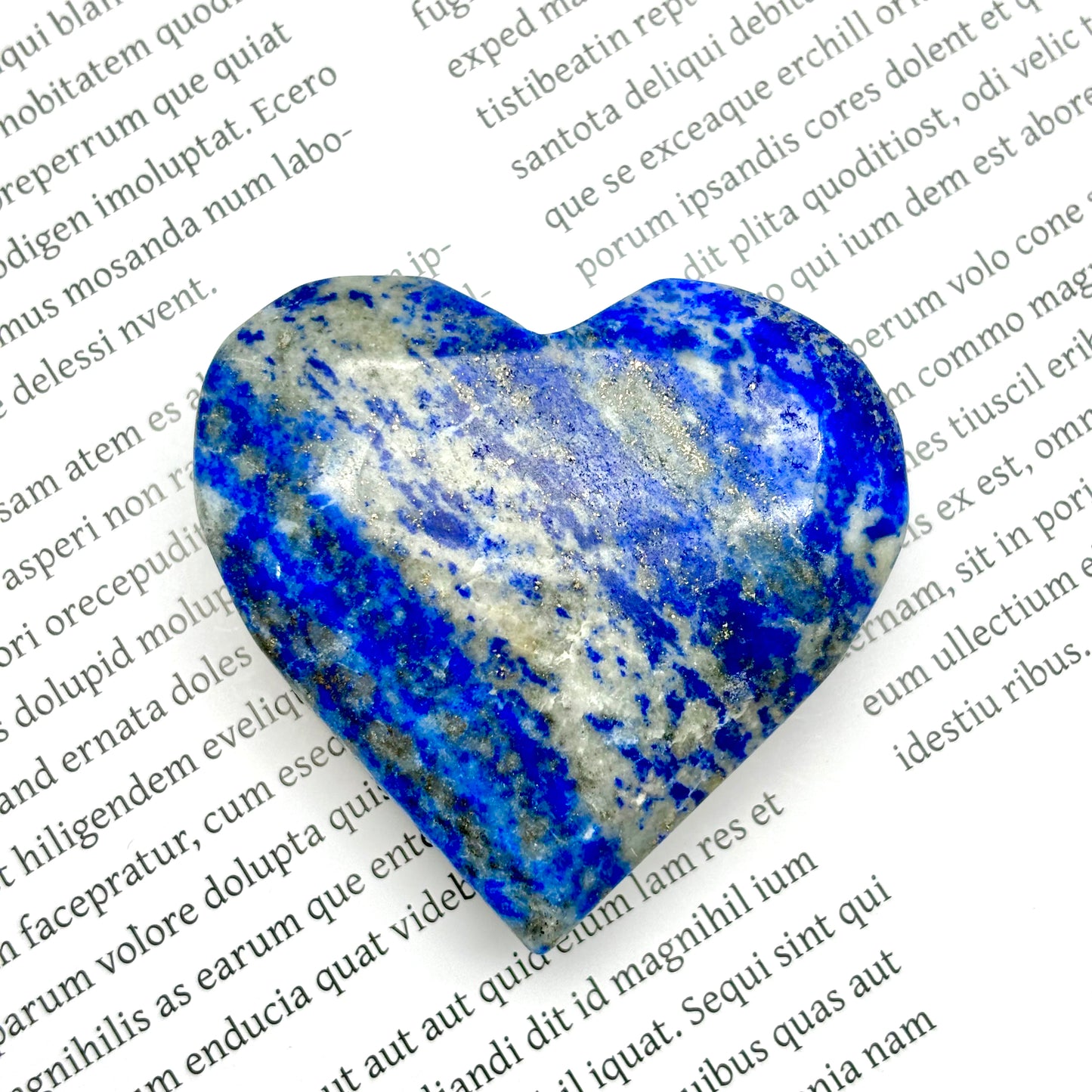 Special wholesale offer: Various crystal hearts, priced at80% of the retail price.