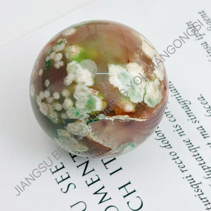 Crystal Ball Wholesale – 80% Off Retail Price,A Variety of Mixed Material Crystal Balls Available, with Diameters from 20mm to 80mm, Minimum Order 1KG