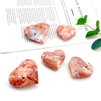 Special wholesale offer: Various crystal hearts, priced at80% of the retail price.