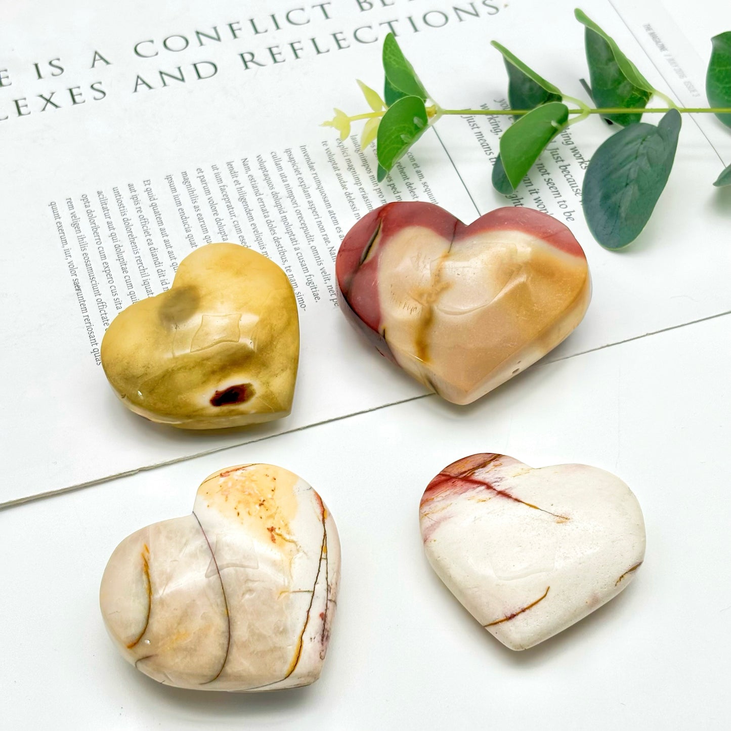 Special wholesale offer: Various crystal hearts, priced at80% of the retail price.