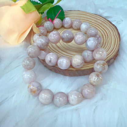 Flower agate bracelet.