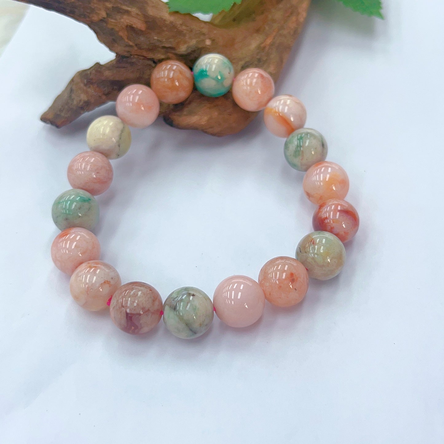 Flower agate bracelet.