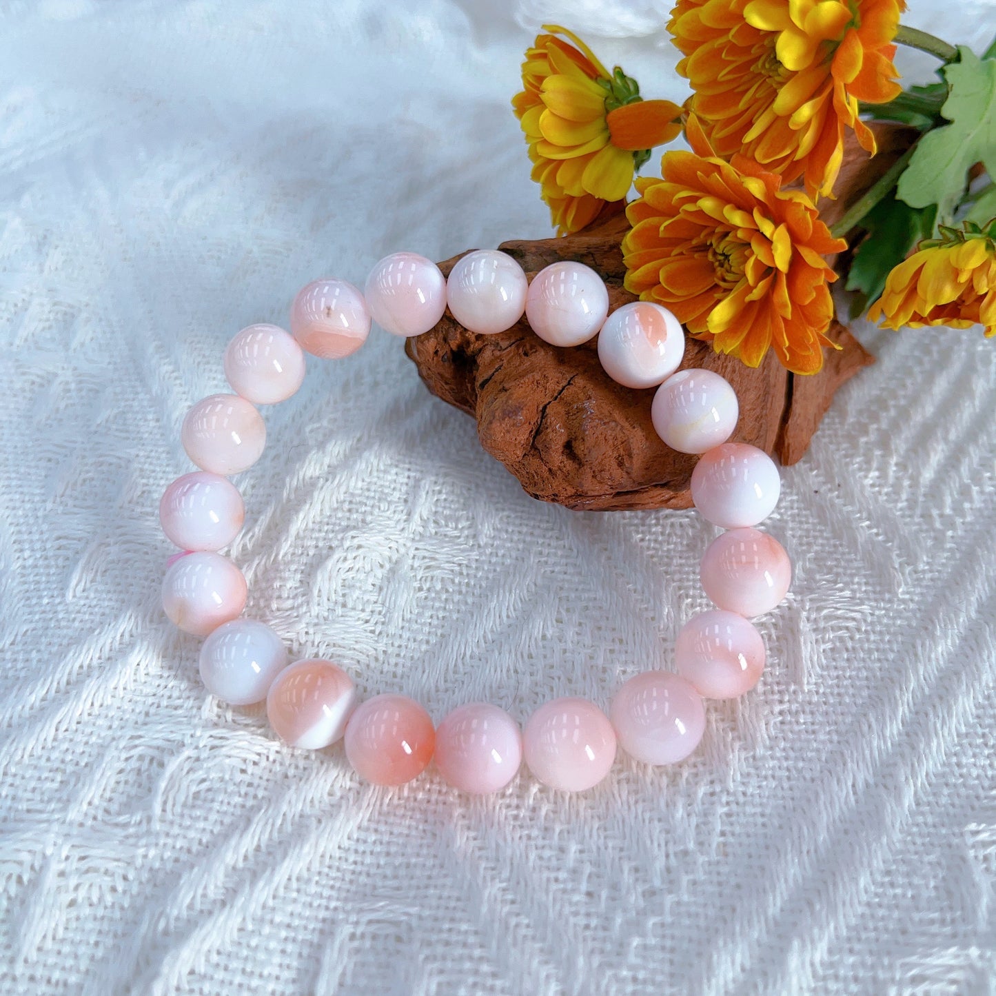 $6/1pcs Pink shell bracelet.