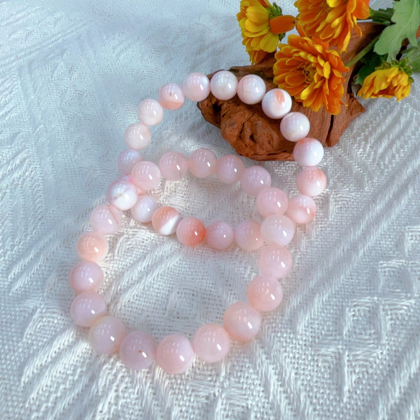 $6/1pcs Pink shell bracelet.