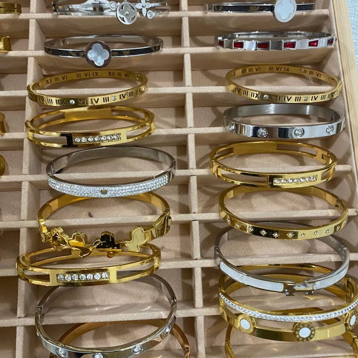 Classic mixed bangles,bracelets and anklets(jojo)