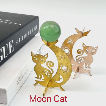 $4.8/1pcs Kitty sitting on the moon crystal sphere base.