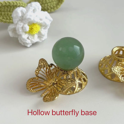 $2.9/1pcs Brilliant golden butterfly crystal base, crystal sphere base.