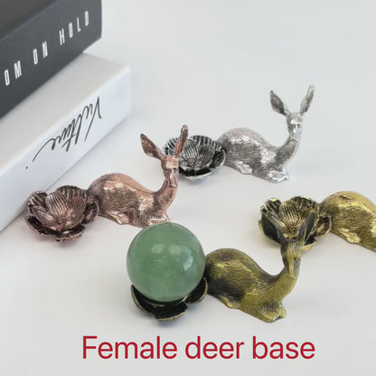 $4.4/1pcs Reindeer crystal sphere base.