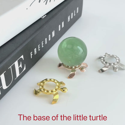 $0.5/1pcs Small turtle crystal sphere base.